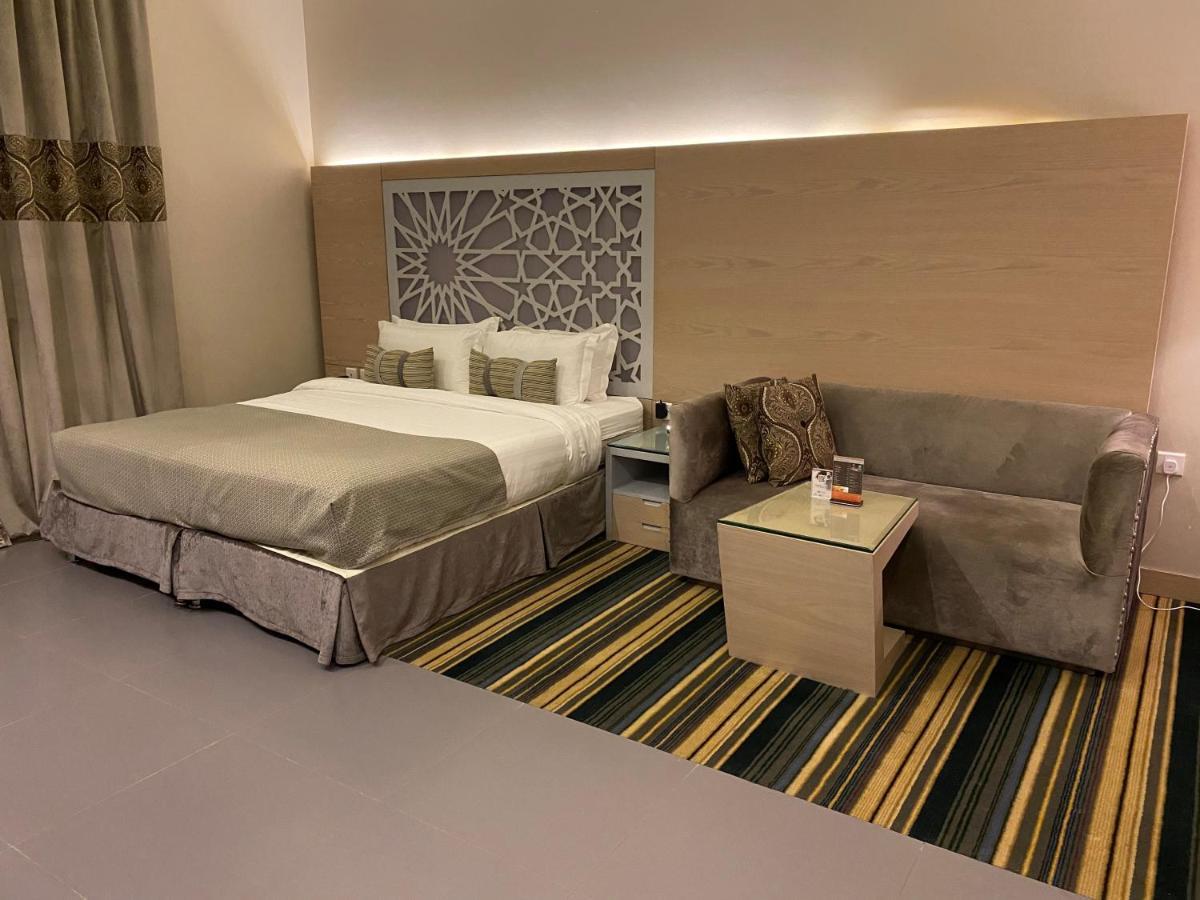Ewaa Express Hotel - Al Hamra Jeddah Exterior photo